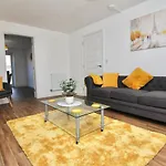 Citywharf Lodge - Fully Furnished Home With Free Parking, Wifi, Netflix