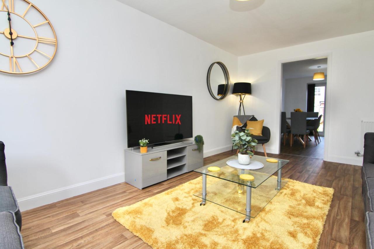 Citywharf Lodge - Fully Furnished Home With Free Parking, Wifi, Netflix Holiday home *