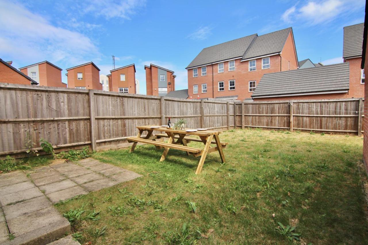 Holiday home Citywharf Lodge - Fully Furnished Home With Free Parking, Wifi, Netflix Coventry