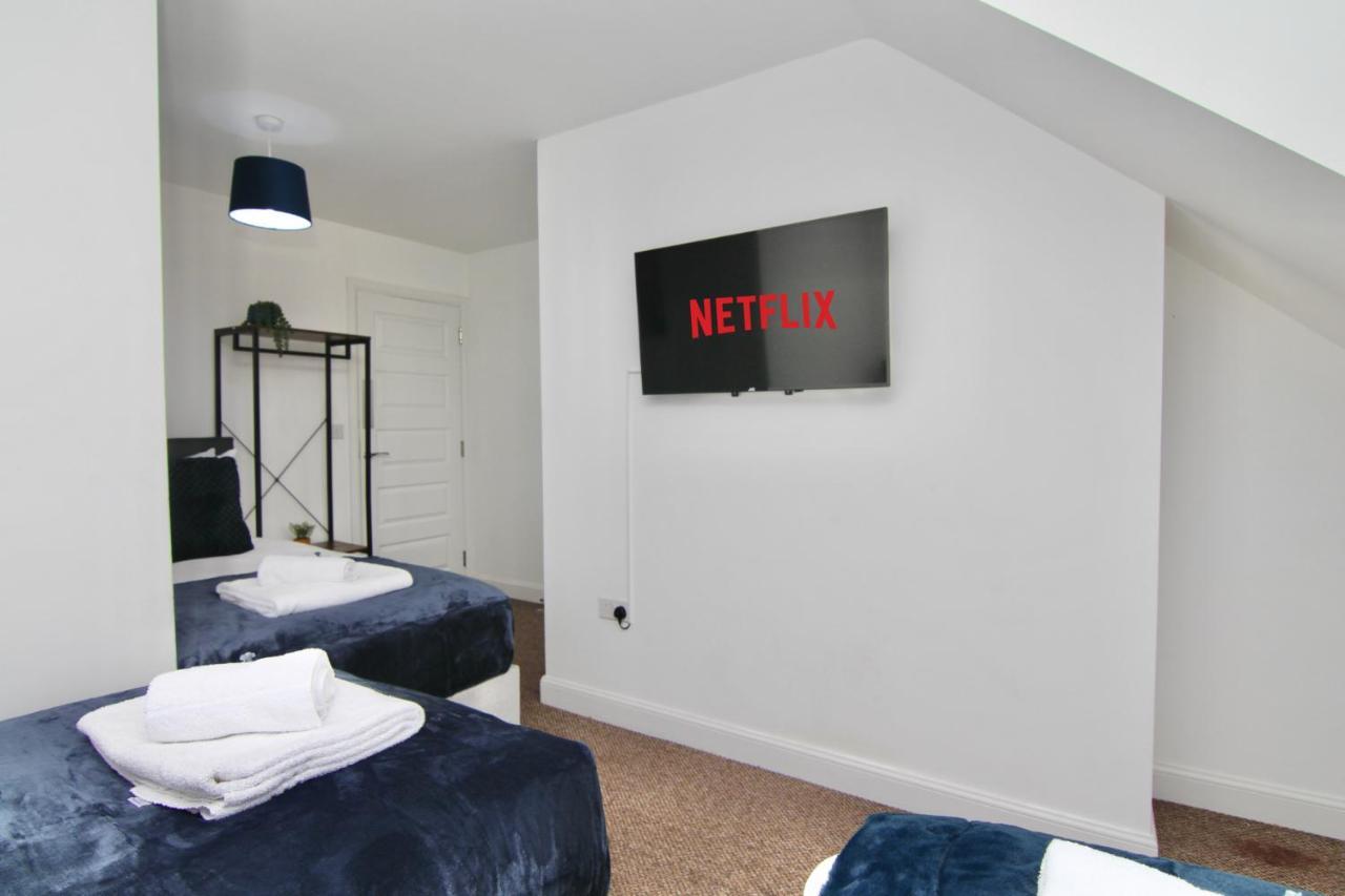 Citywharf Lodge - Fully Furnished Home With Free Parking, Wifi, Netflix * Coventry