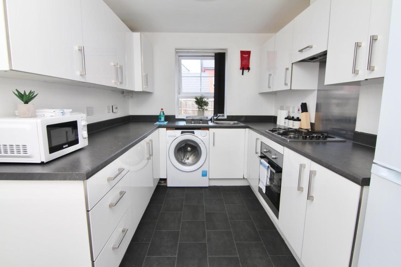 Citywharf Lodge - Fully Furnished Home With Free Parking, Wifi, Netflix